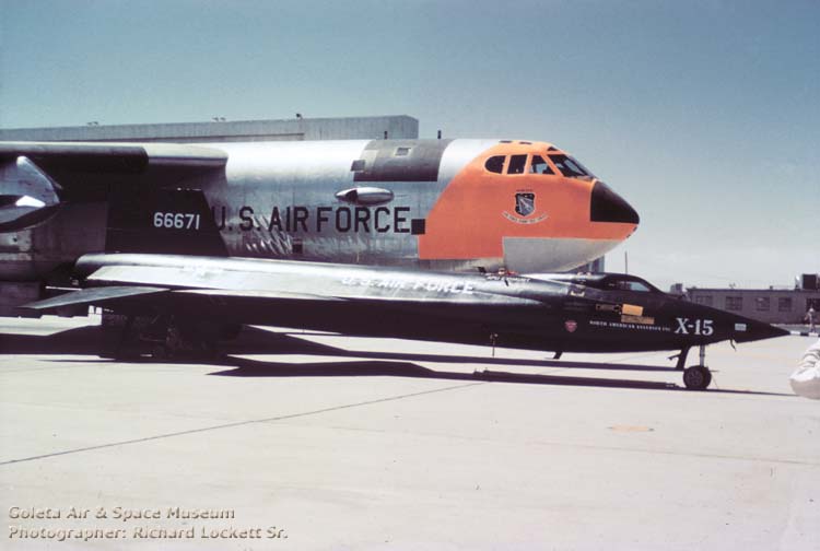 Goleta Air And Space Museum: NB-52A And NB-52B Stratofortress Launch ...